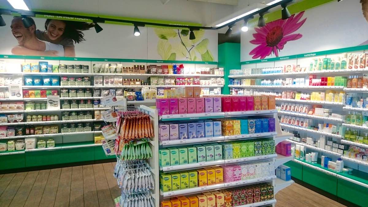 Innsiden av en Sunkost Franchise-butikk med god oversikt over sunne og gode varer
